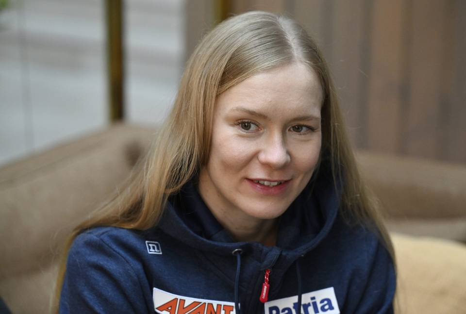 Suvi Minkkinen jäi karsintaan Suvi Minkkinen jäi karsintaan Münchenin rulla-ampumahiihtokilpailussa 1
