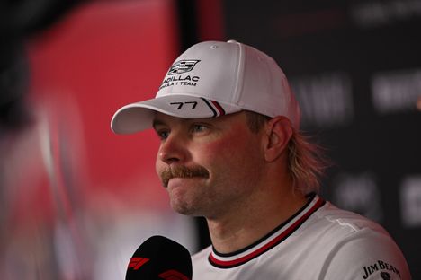 Teemu Selänne kehui Valtteri Bottaksen huumorintajua: ”On hyvä, että hän erottuu joukosta” 3