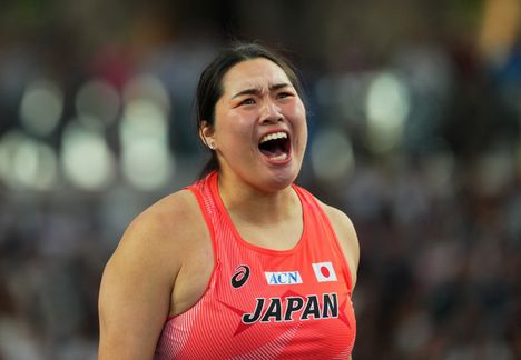 Haruka Kitaguchi heitti hurjan kaaren – Yan Ziyi keskeytti keihäskisan 1