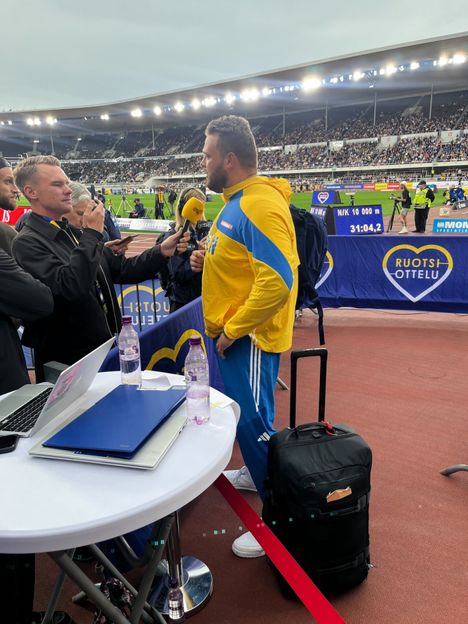 Yleisurheilutuomio: Absurdi moka! Miten tämä on mahdollista satojen miljoonien stadionilla? 2 Yleisurheilutuomio: Absurdi moka! Miten tämä on mahdollista satojen miljoonien stadionilla? 1